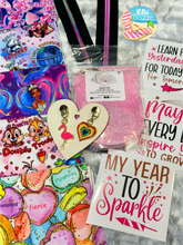 Load image into Gallery viewer, December 2023 Mystery Fabric Mailer