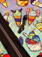 Load image into Gallery viewer, Disney Cones Project Pack (Mickey Cone Pull)
