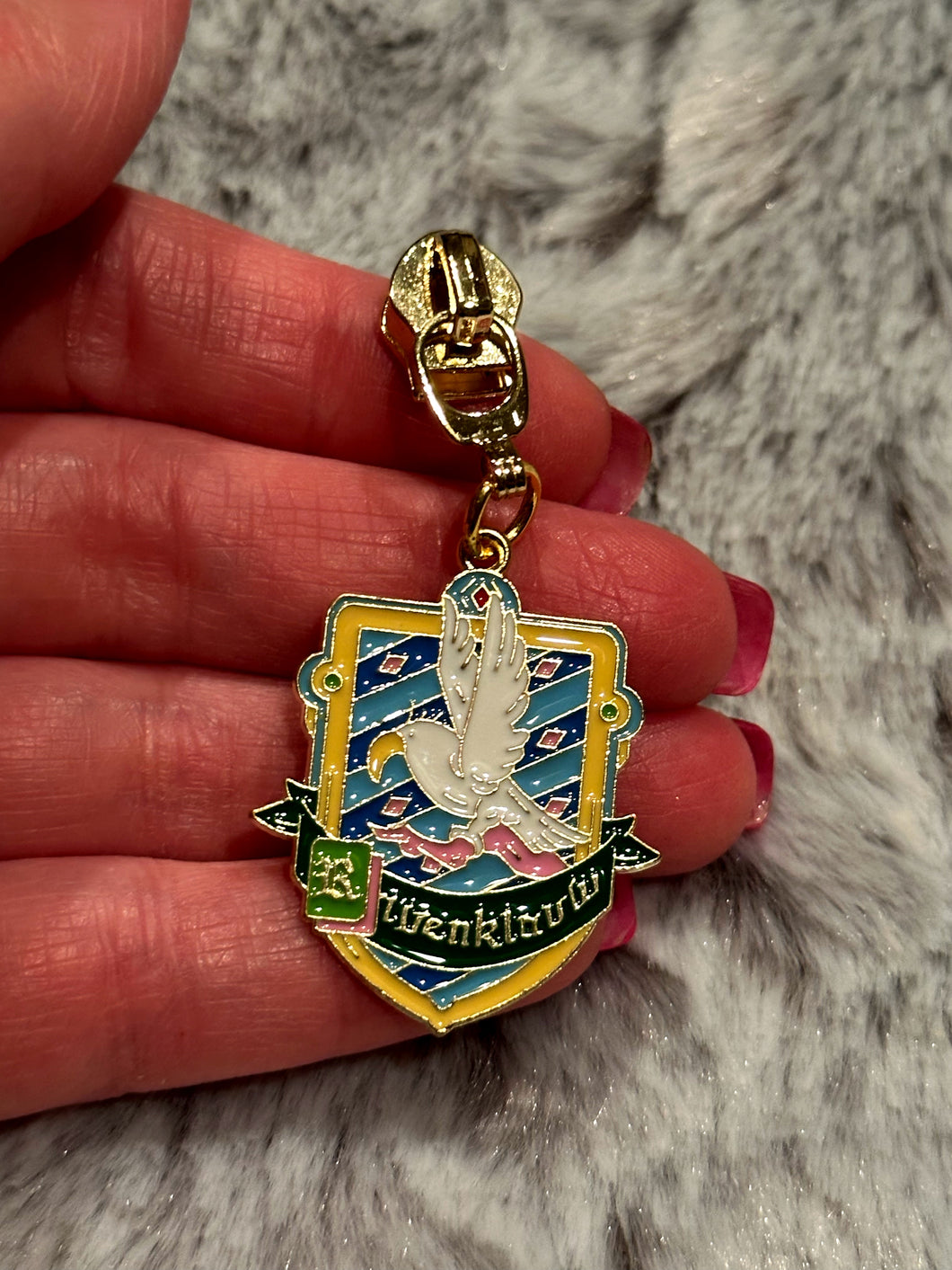 Colorful HP Crests Zipper Pulls (enamel)