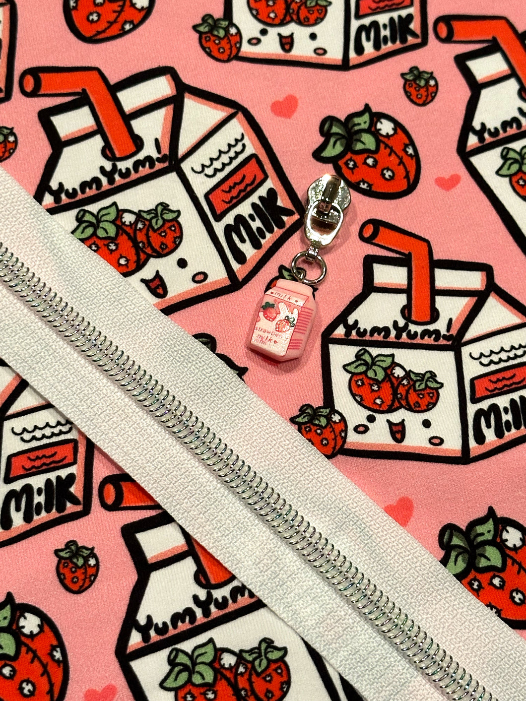 Strawberry Milk Project Pack (Milk Carton resin pull)