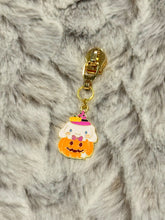 Load image into Gallery viewer, HK Pumpkin Patch Zipper Pull (enamel)
