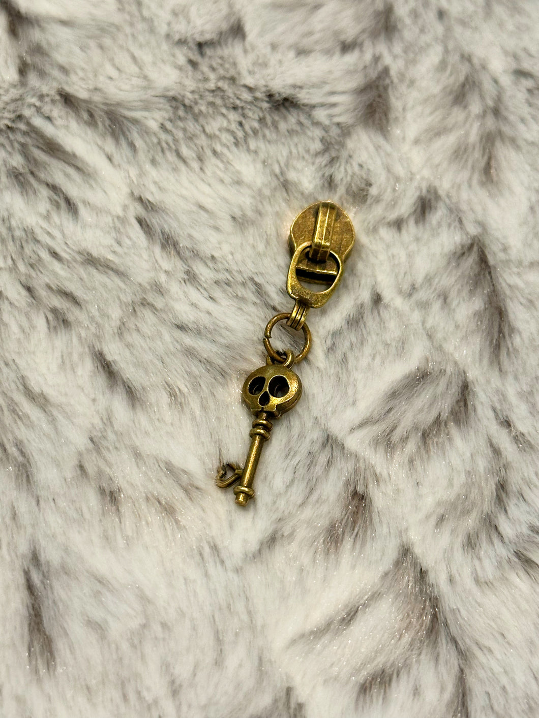 Skeleton Key Zipper Pulls