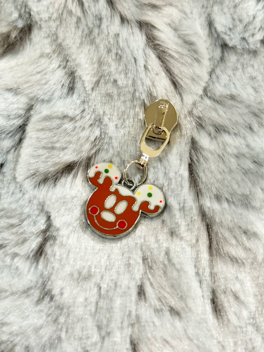 Gingerbread Mouse Head Zipper Pull (enamel)