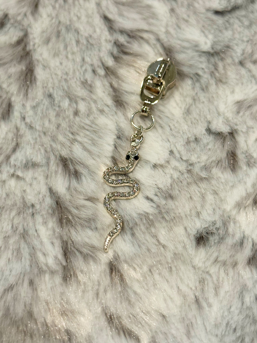 Elegant Snake Zipper Pulls (Rhinestone)