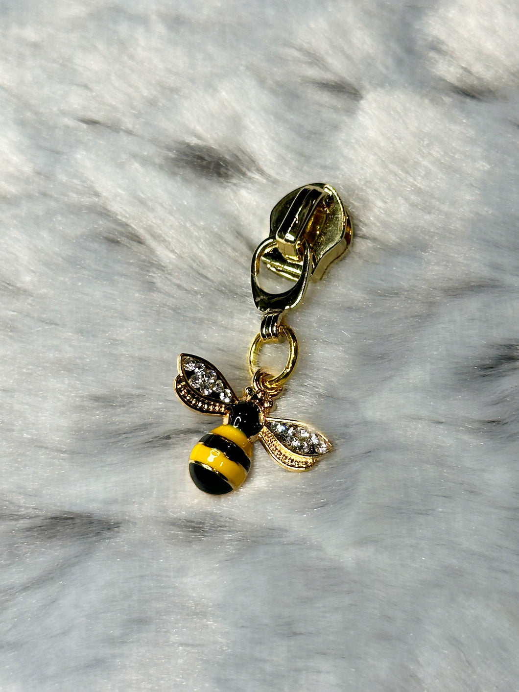 3D Bee Zipper Pull (rhinestone)