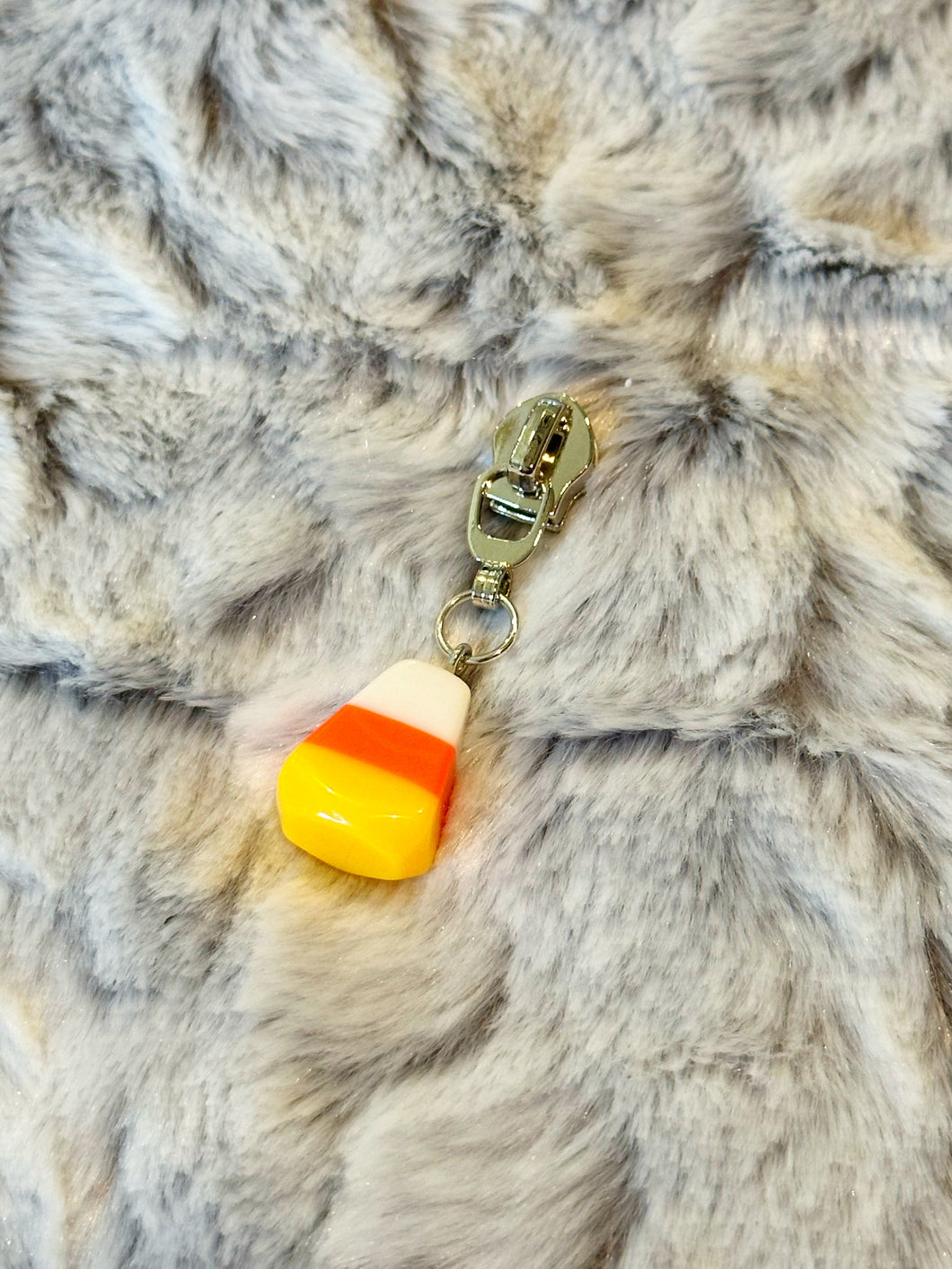 Candy Corn Zipper Pull (resin)