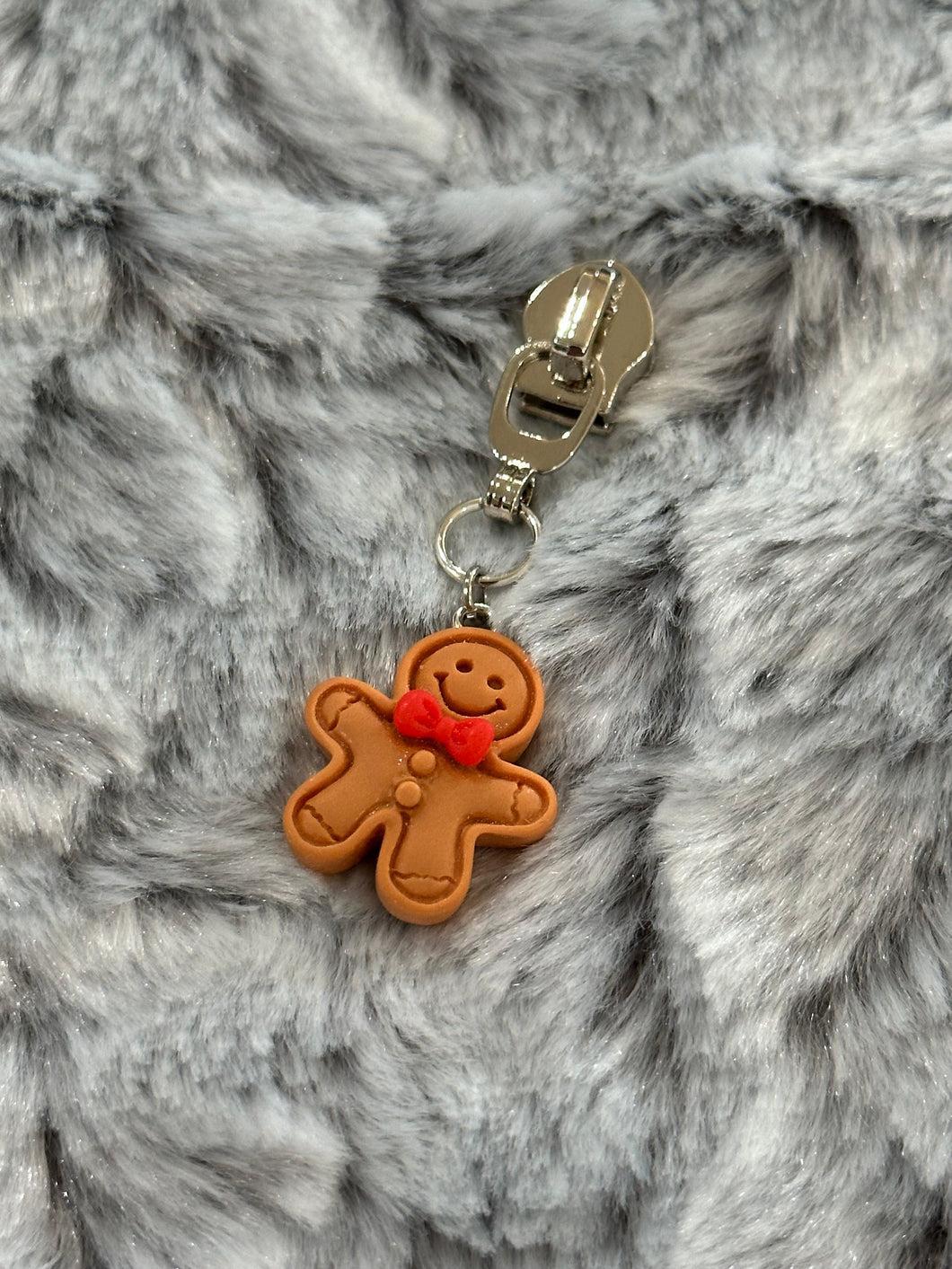 Gingerbread Man Zipper Pull (resin)