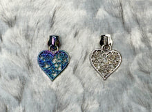 Load image into Gallery viewer, Filigree Mouse Heart Zipper Pull
