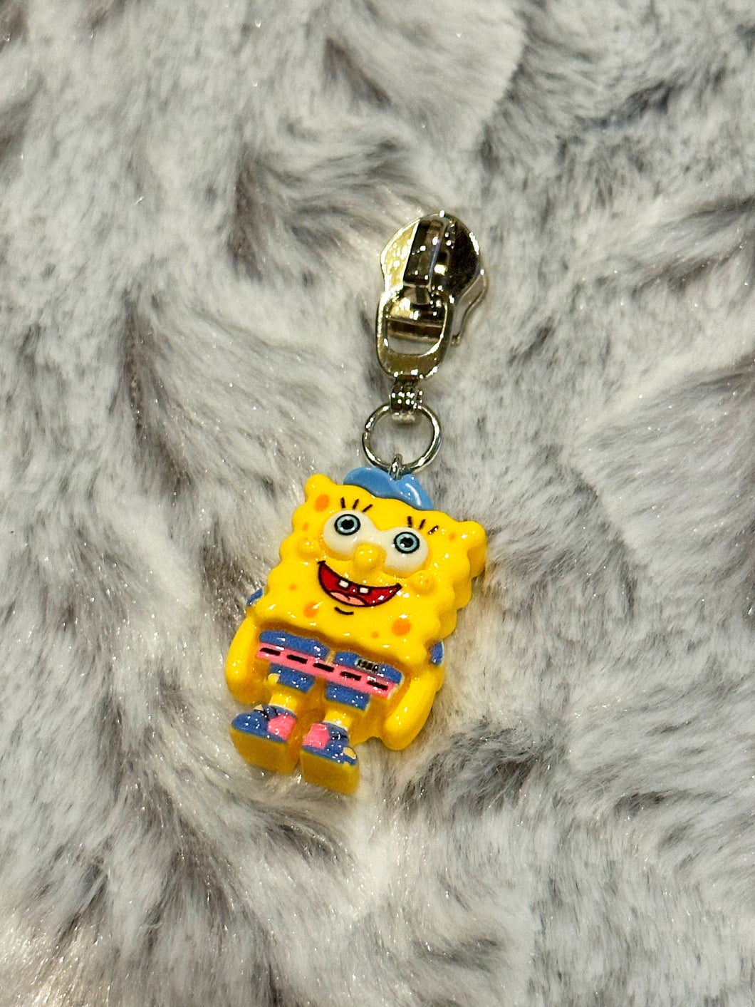 Cartoon Sponge Zipper Pull (resin)