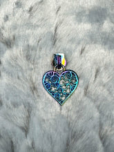 Load image into Gallery viewer, Filigree Mouse Heart Zipper Pull
