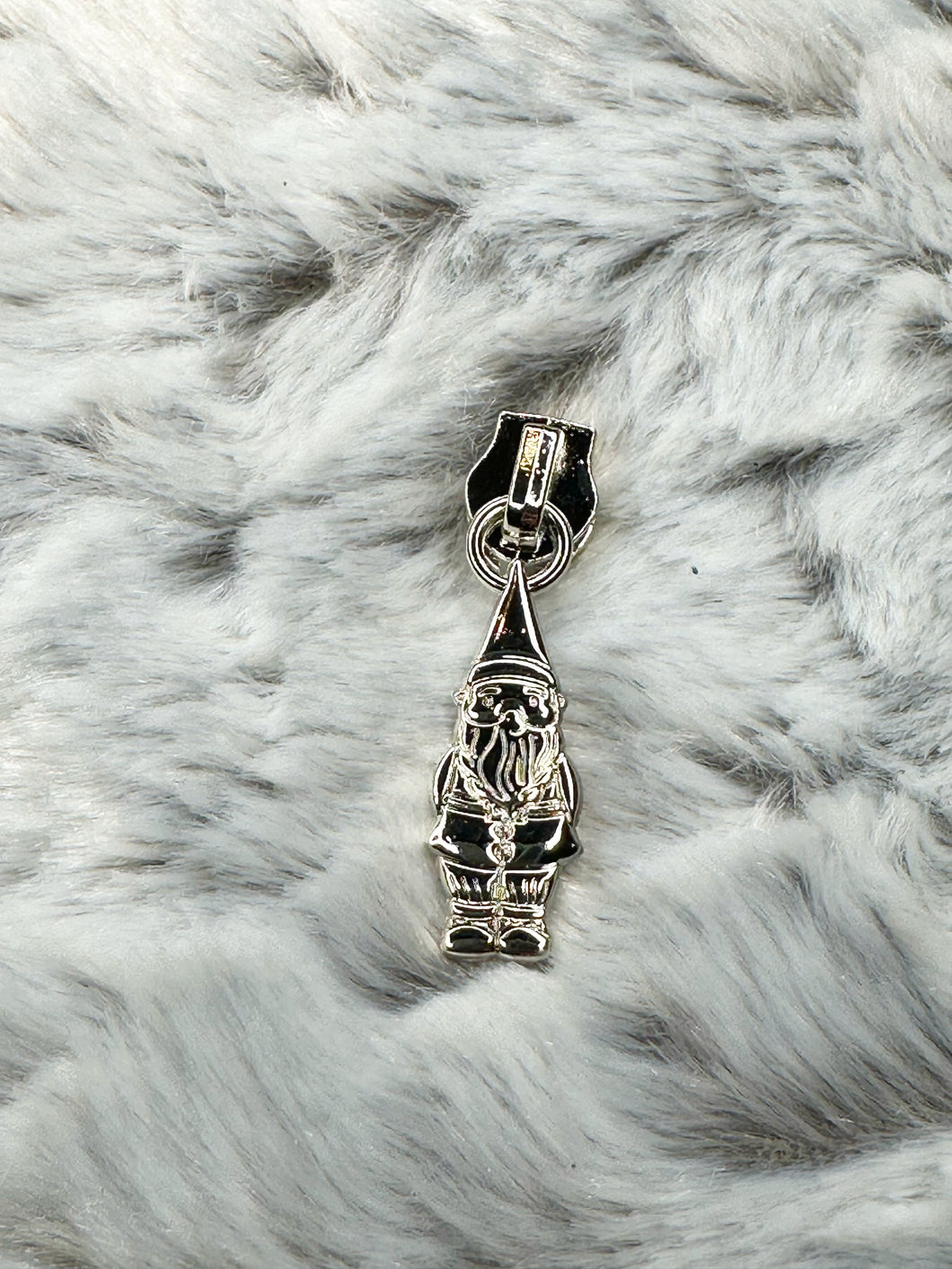 Gnome Zipper Pull (silver)