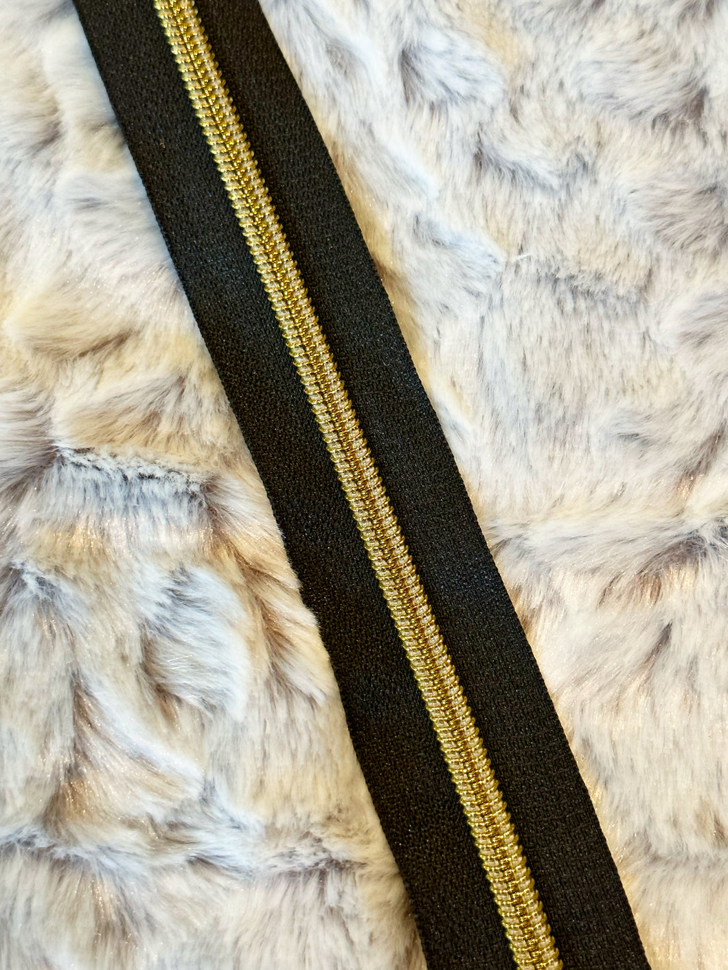 Dark Gold Zipper Tape (Metallic)
