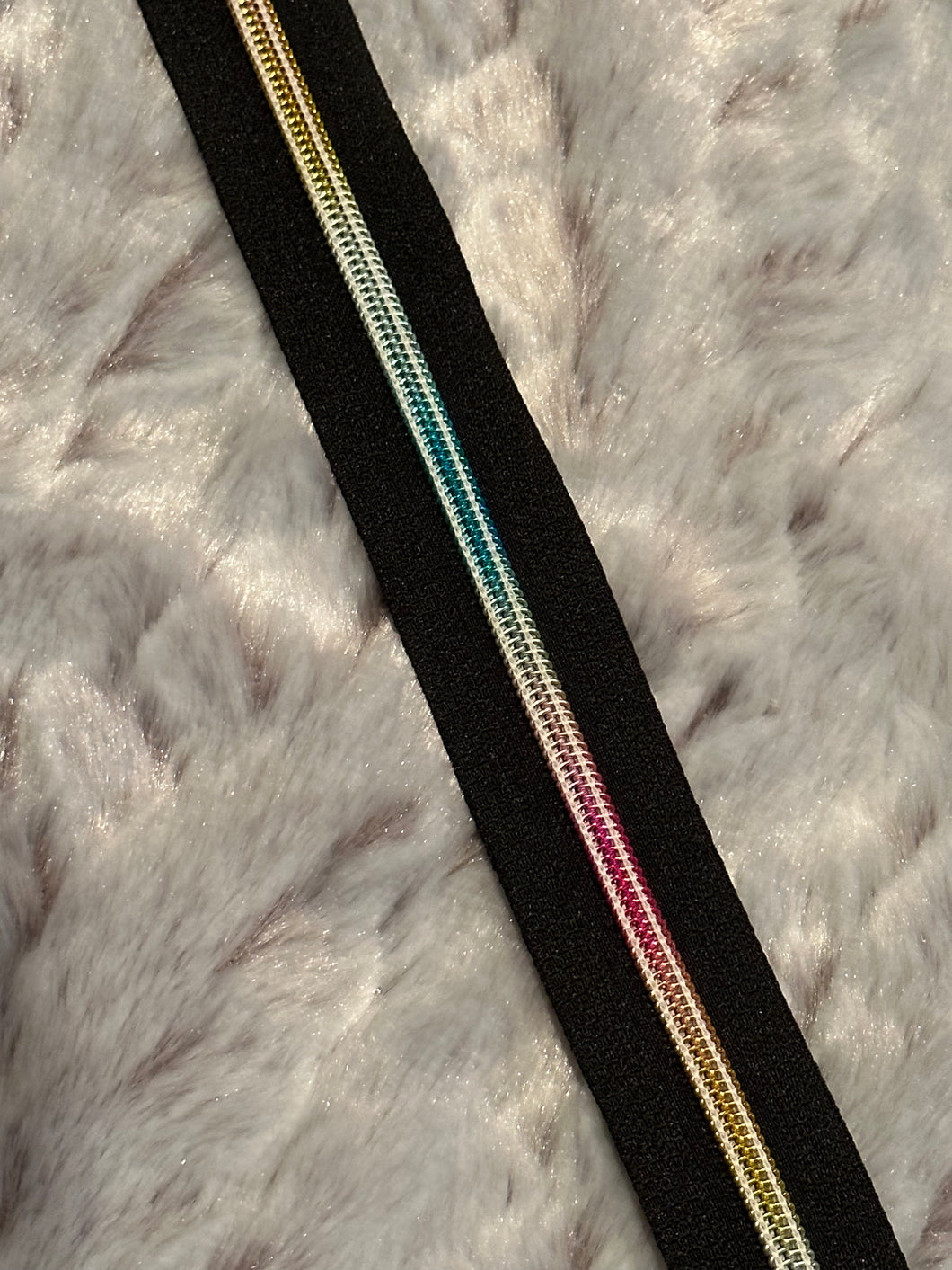 Ombre Rainbow Zipper Tape (w/ White Threads - Metallic)