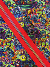 Load image into Gallery viewer, Haunted Stitchery Project Pack (Rainbow Stitch Pull)
